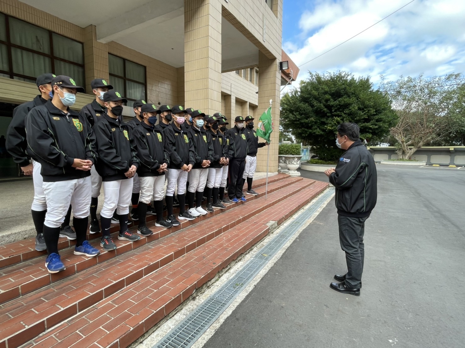 校長勉勵